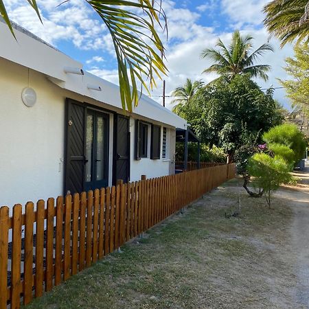 Villa & Bungalow 'Coco Des Sables' Les Pieds Dans L'Eau La Saline Le Bains Ngoại thất bức ảnh
