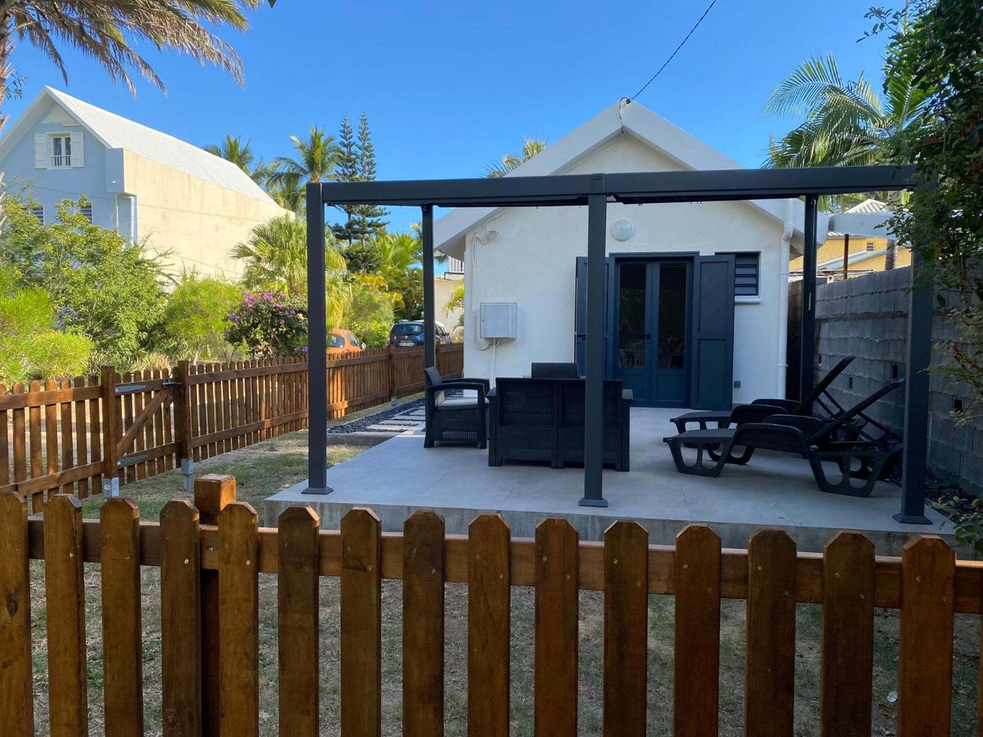 Villa & Bungalow 'Coco Des Sables' Les Pieds Dans L'Eau La Saline Le Bains Ngoại thất bức ảnh