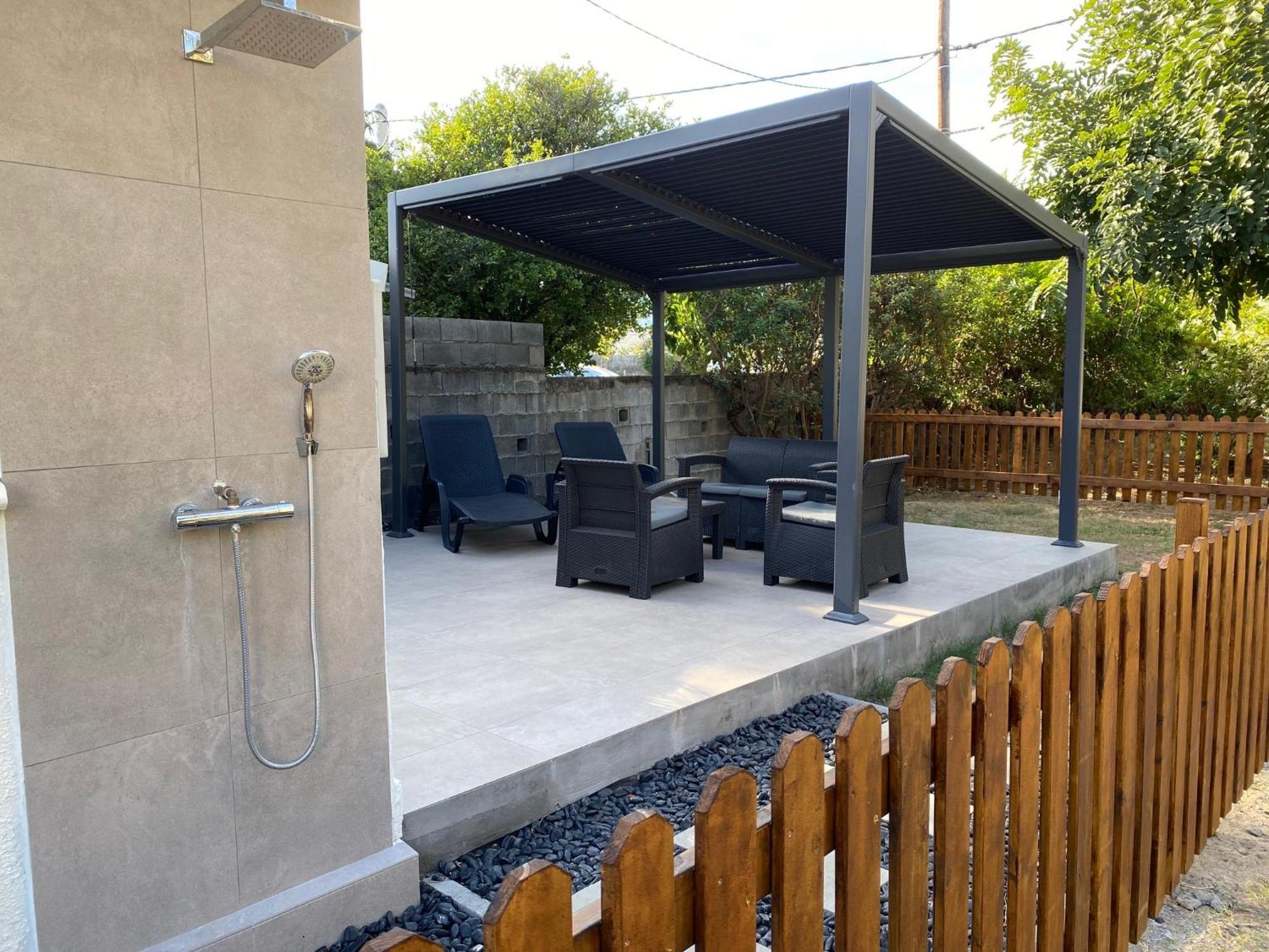 Villa & Bungalow 'Coco Des Sables' Les Pieds Dans L'Eau La Saline Le Bains Ngoại thất bức ảnh