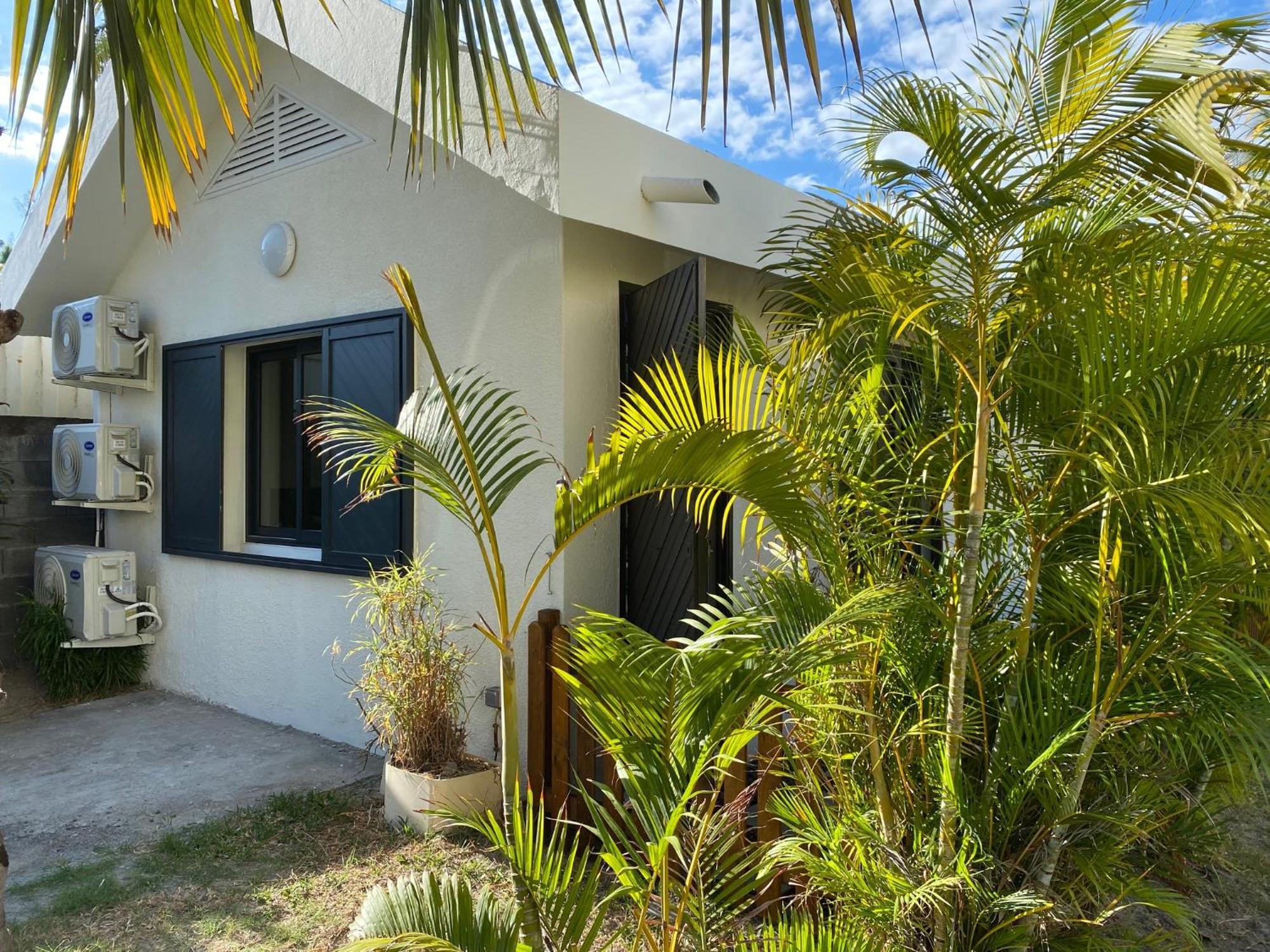 Villa & Bungalow 'Coco Des Sables' Les Pieds Dans L'Eau La Saline Le Bains Ngoại thất bức ảnh